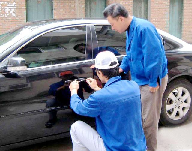 安贞开锁公司：车钥匙坏了怎么办